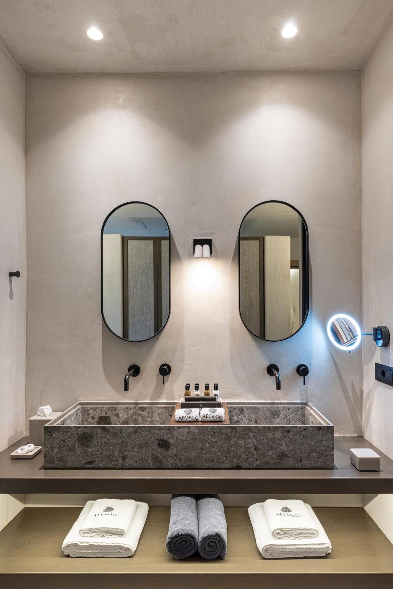 Suite ETERNAL avec Piscine Suprême