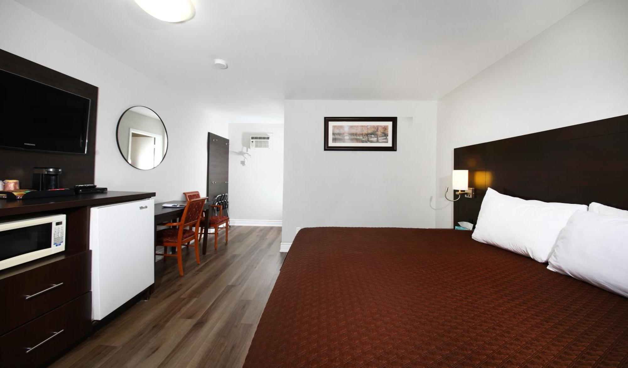 Classic King Room