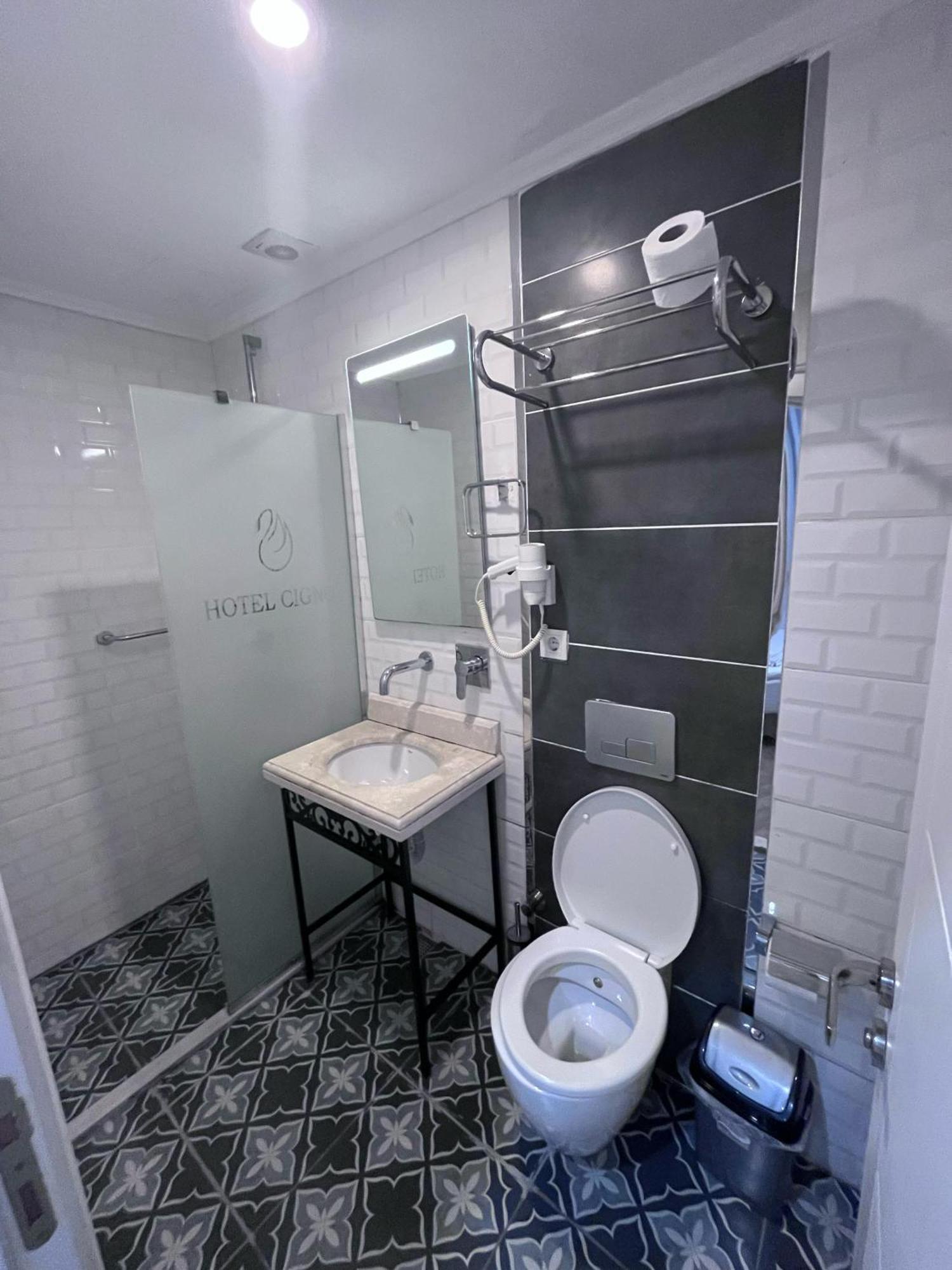 Small Single Room with No View
