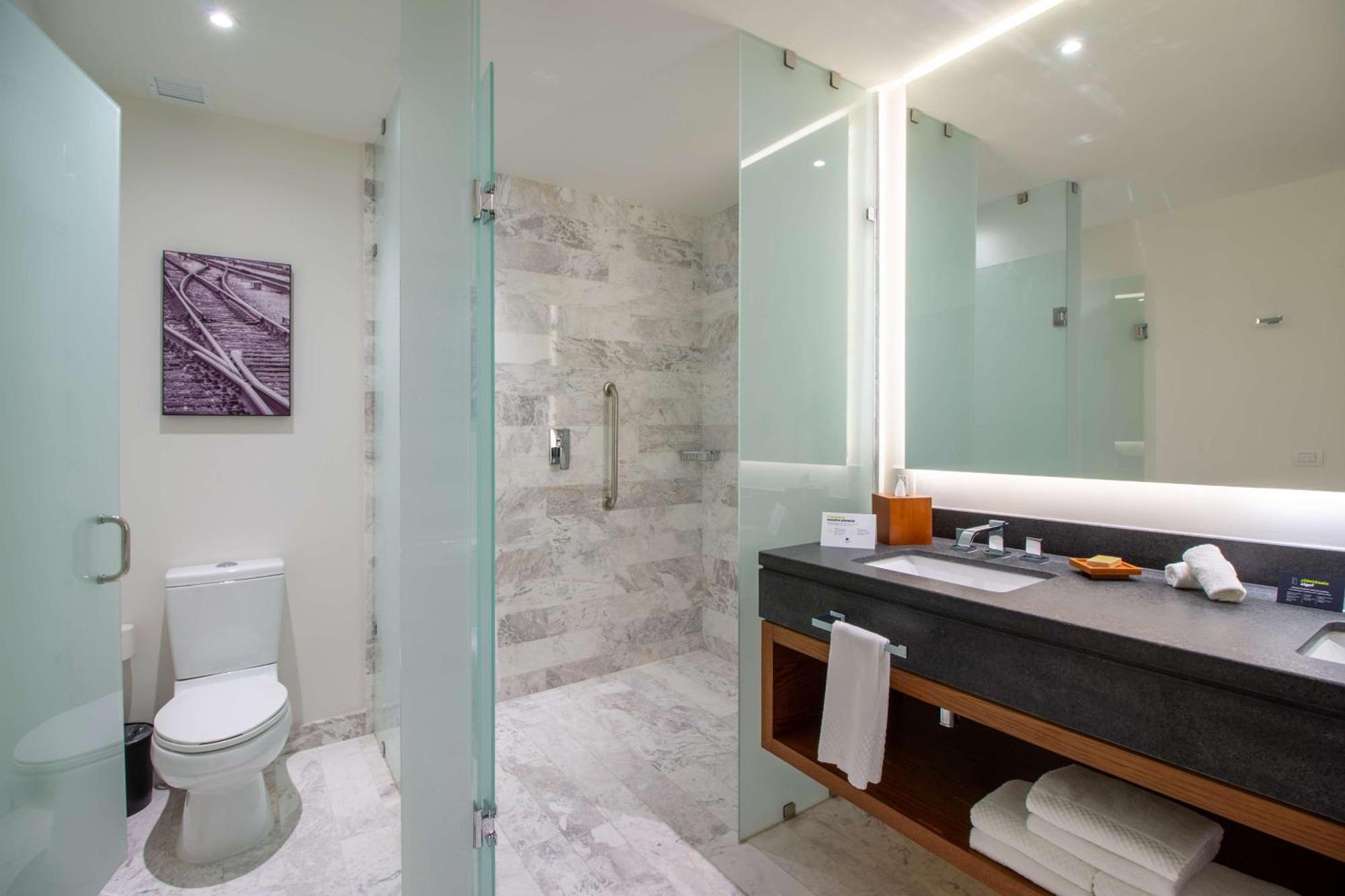 Suite con cama grande - 2 habitaciones