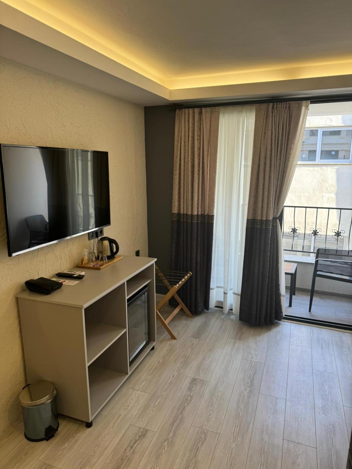 Doppelzimmer mit Balkon