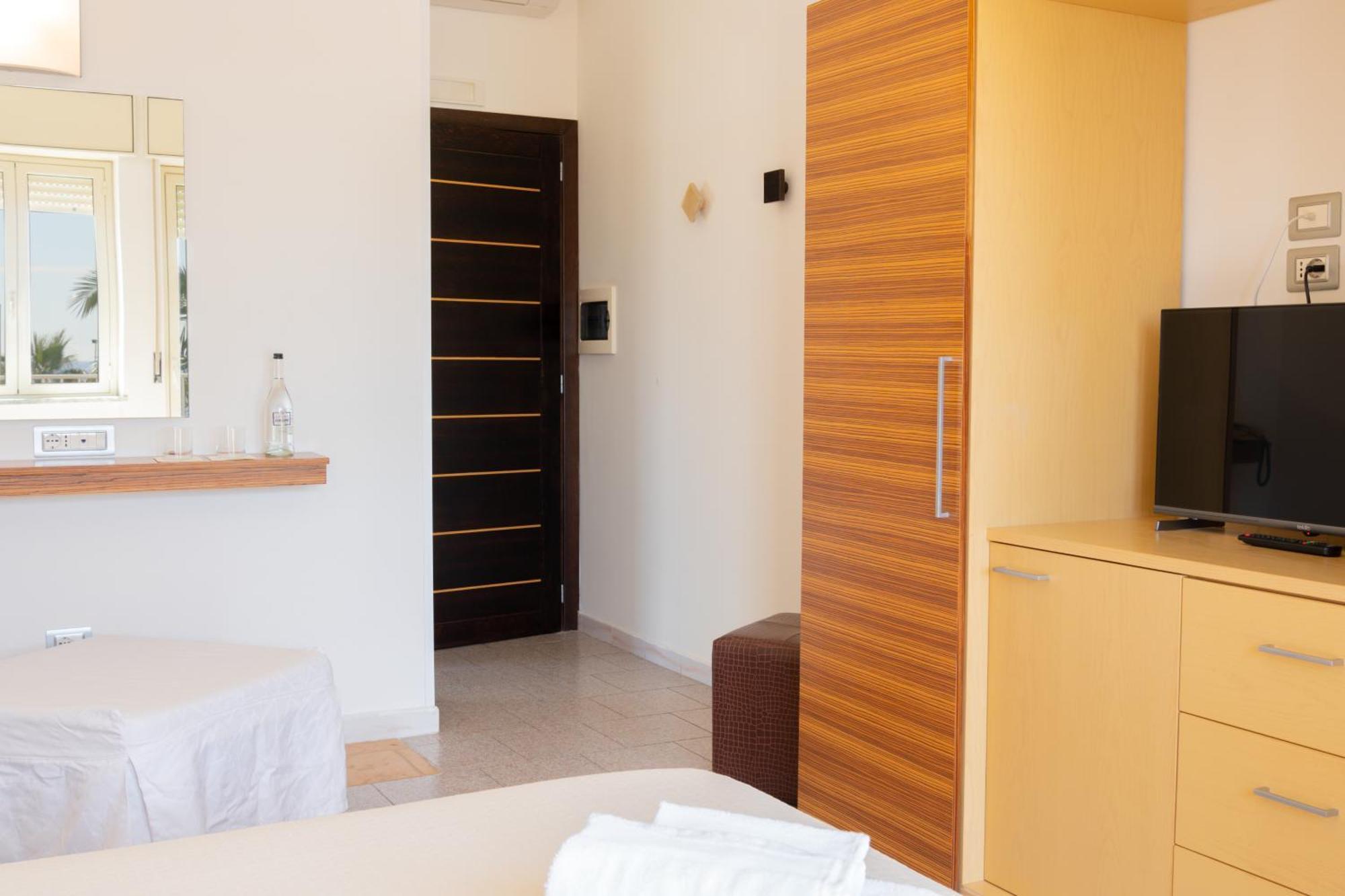 Superior Double Room with Sea View,1742677922:JPEG