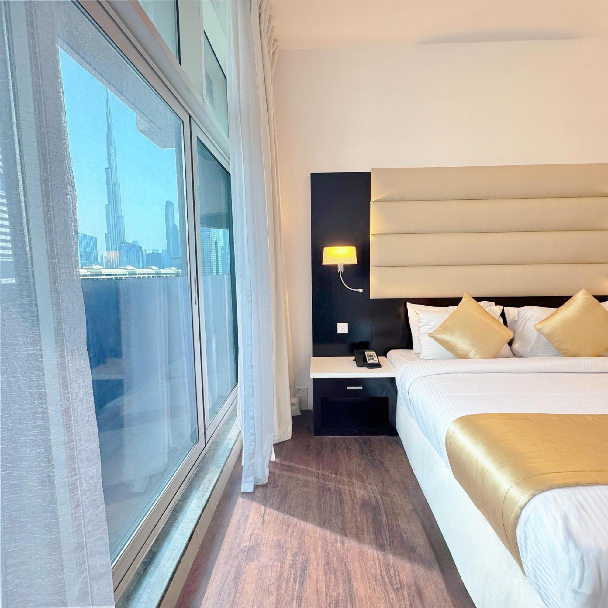 Chambre Lit King-Size Deluxe - Vue sur Burj Khalifa