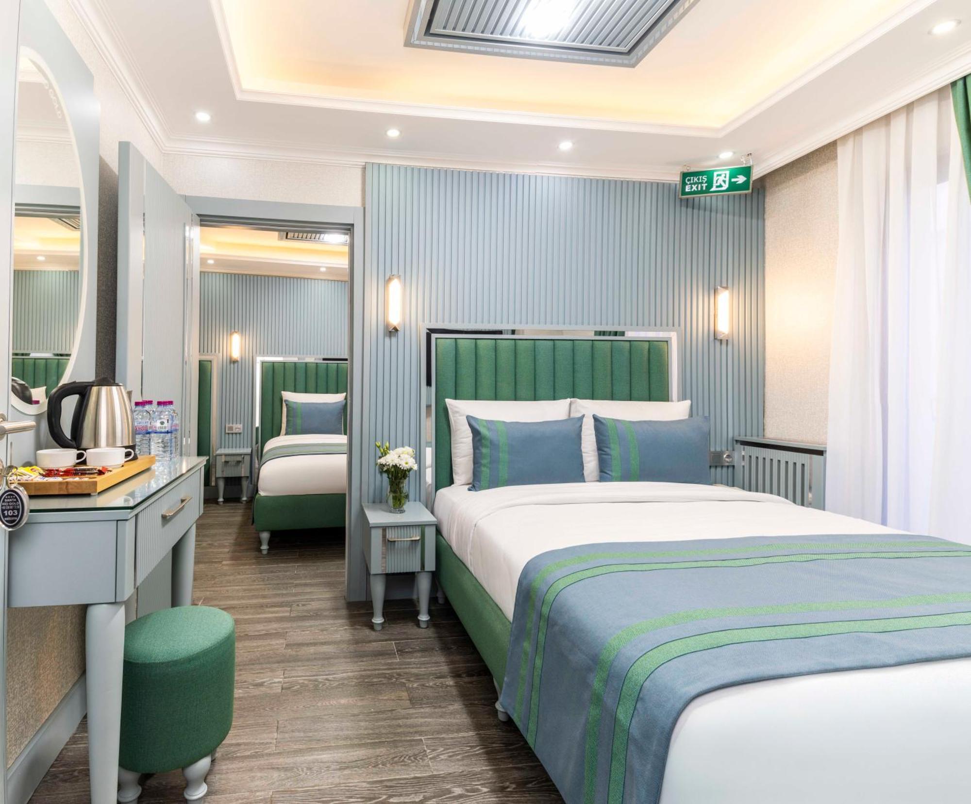 Deluxe Suite