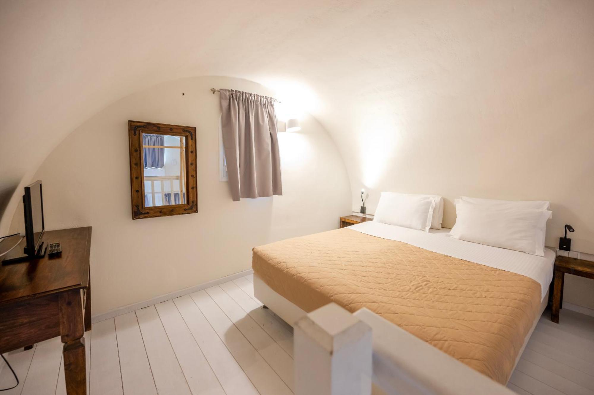 Maisonette with terrace & Sea View
