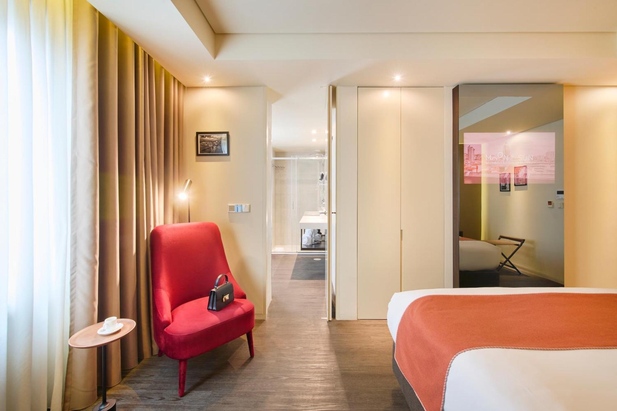 Quarto Superior com Cama de Casal ou 2 de Solteiro