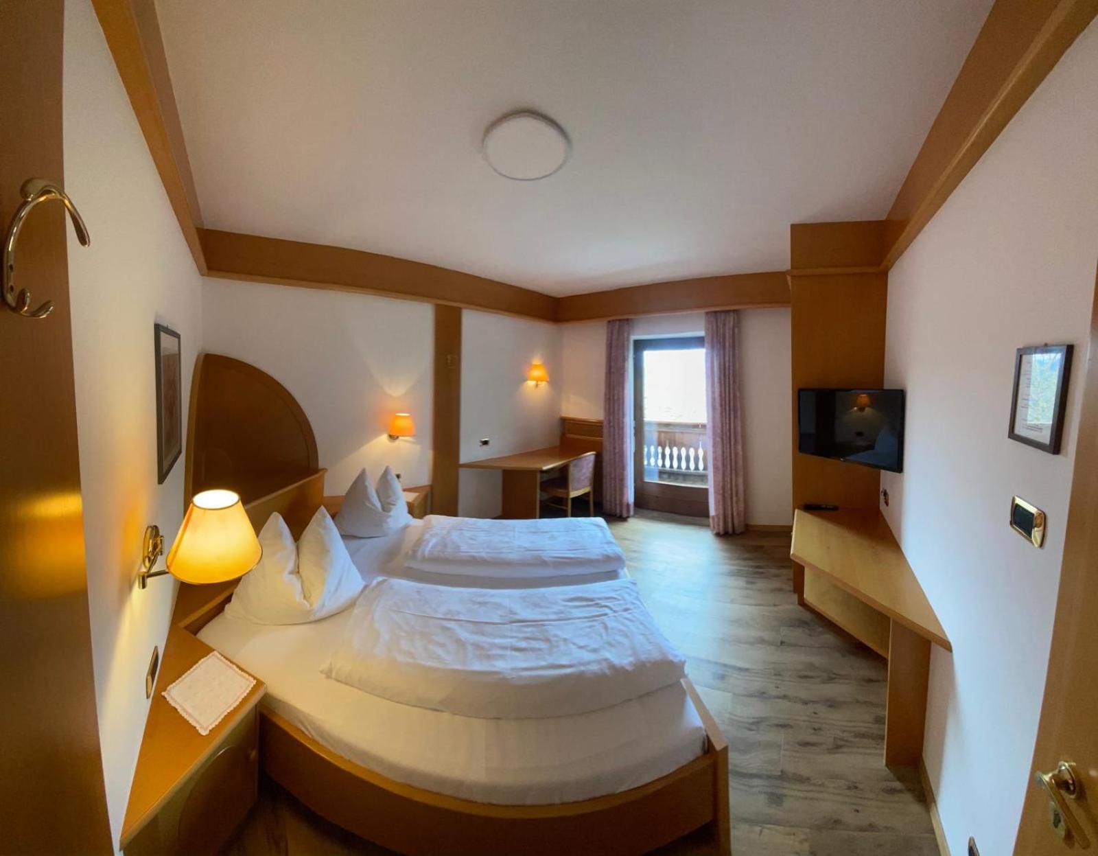 Double Room,1639575191:JPEG