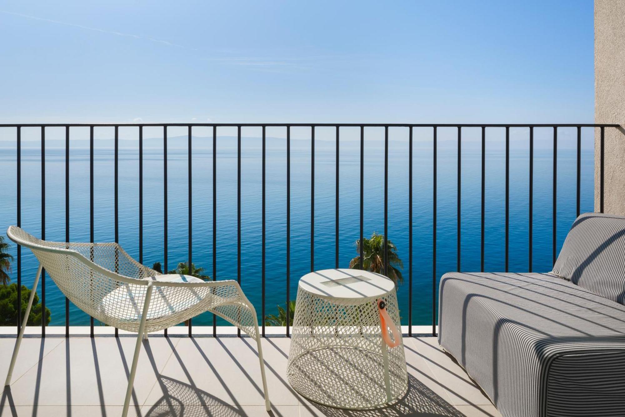 Standaard Tweepersoonskamer met Balkon en Uitzicht op Zee
