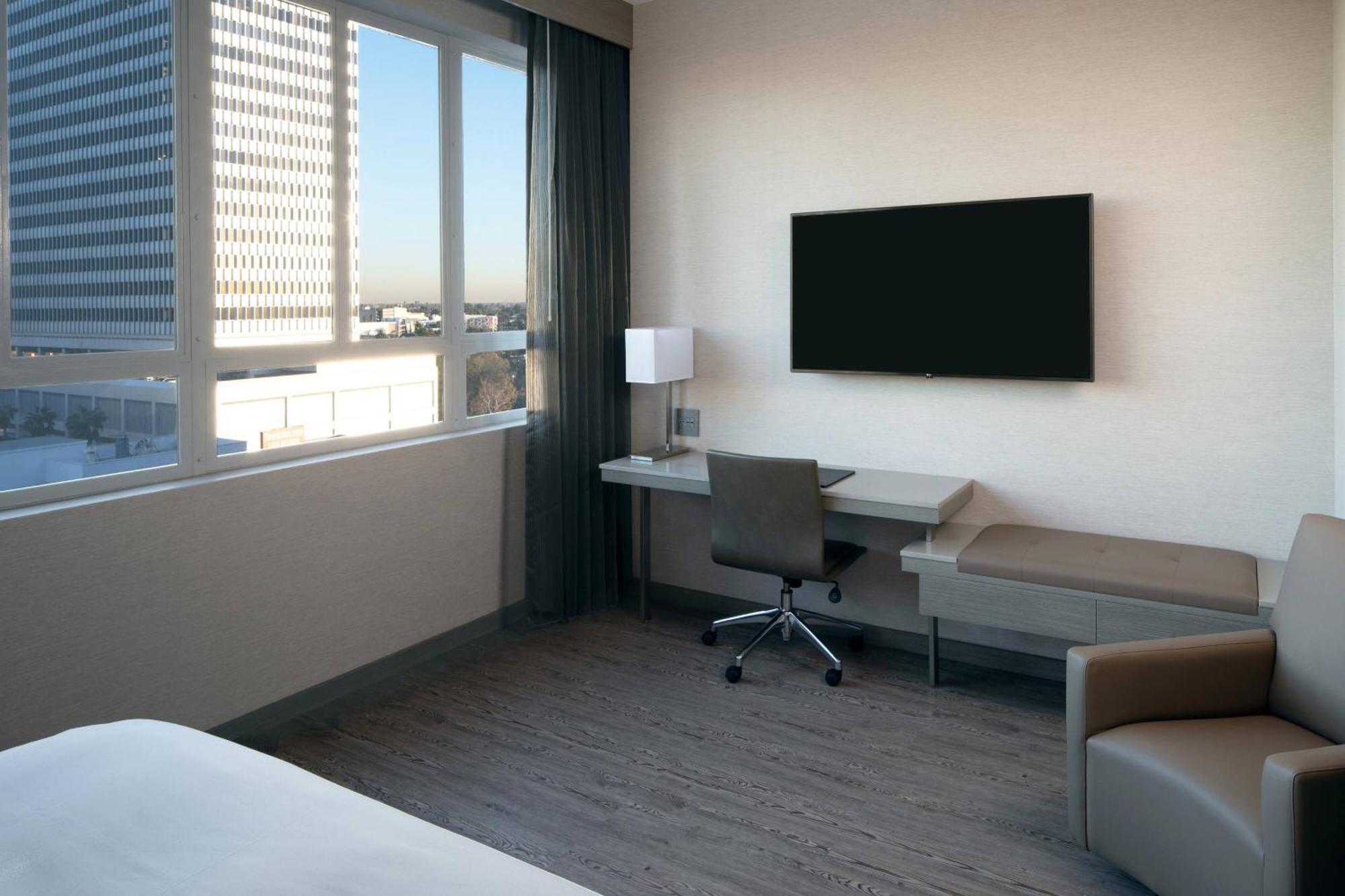 King Room with City View - Allergy-Friendly