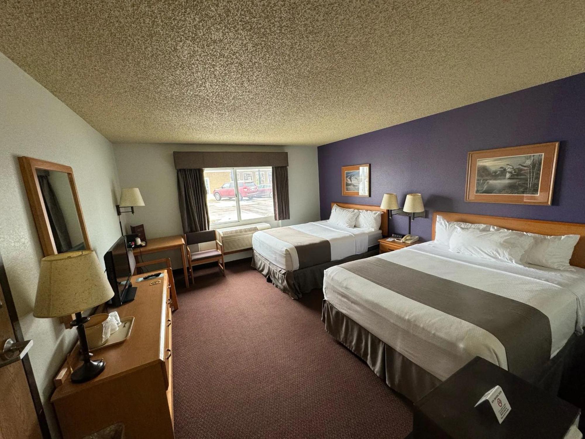 Queen Room with Two Queen Beds - Disability Access