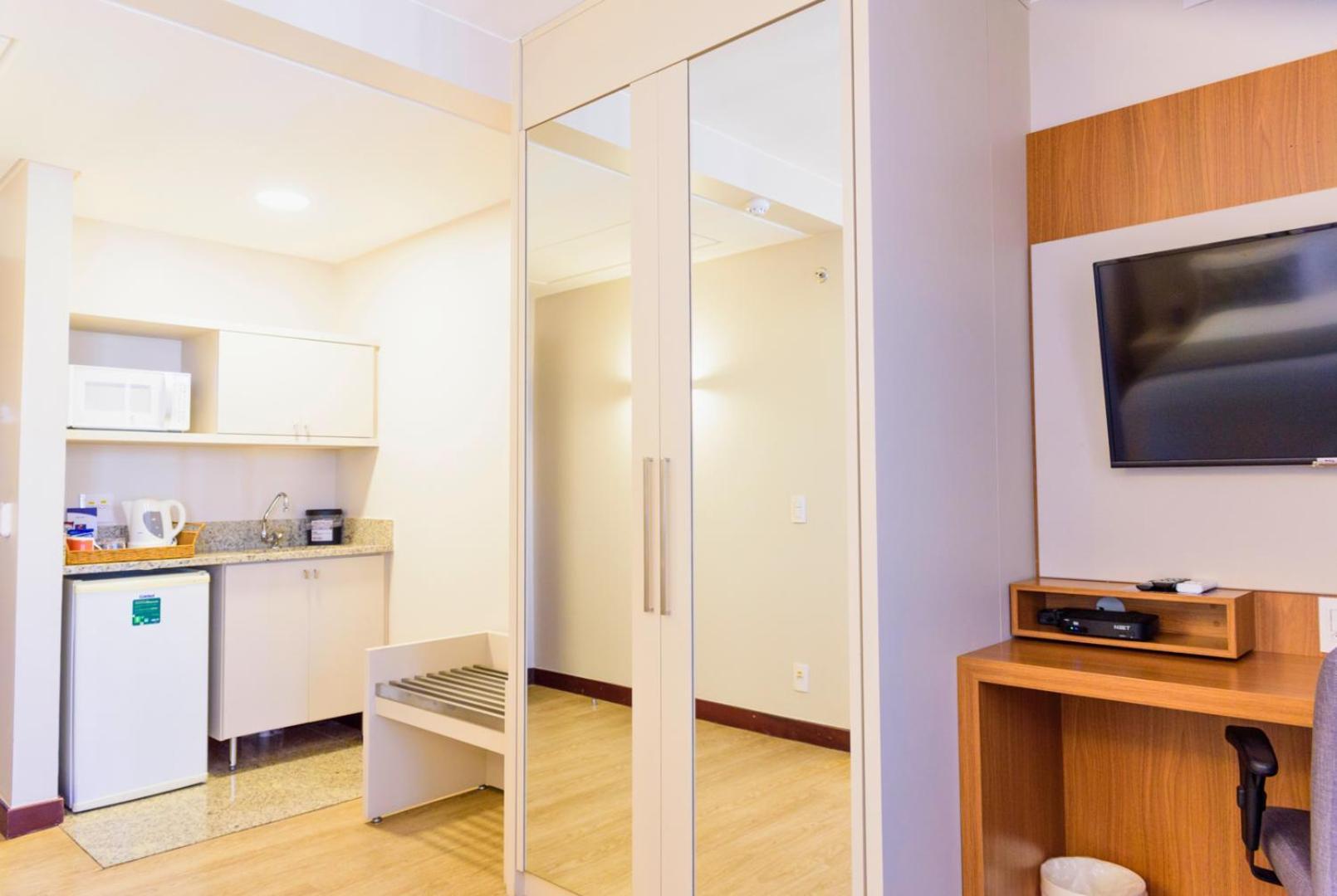 Business Class Suite (2 Adults)