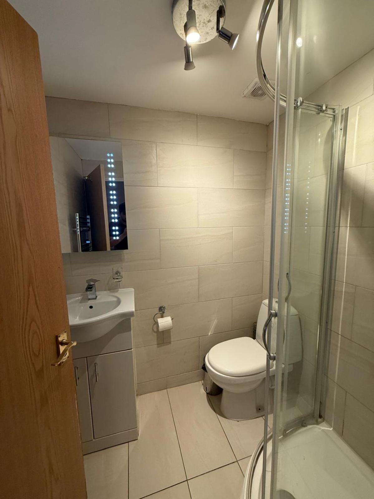 Standard Studio,1673926541:JPEG