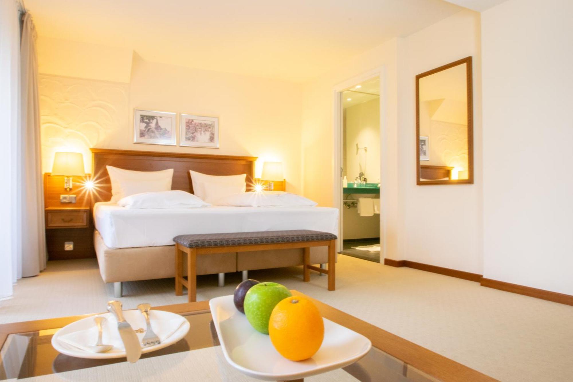 Junior Suite with Garden View,1674695588:JPEG