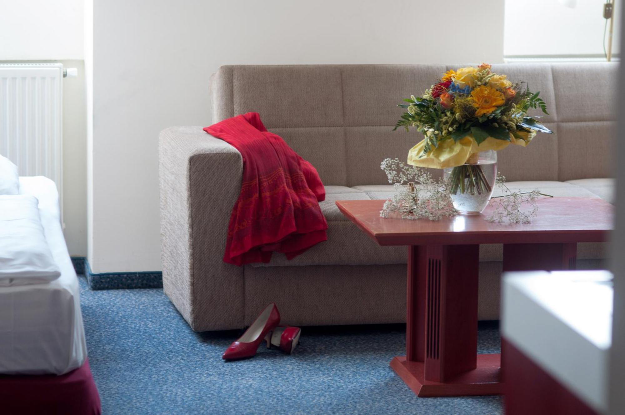Standard Double Suite,1681712920:JPEG
