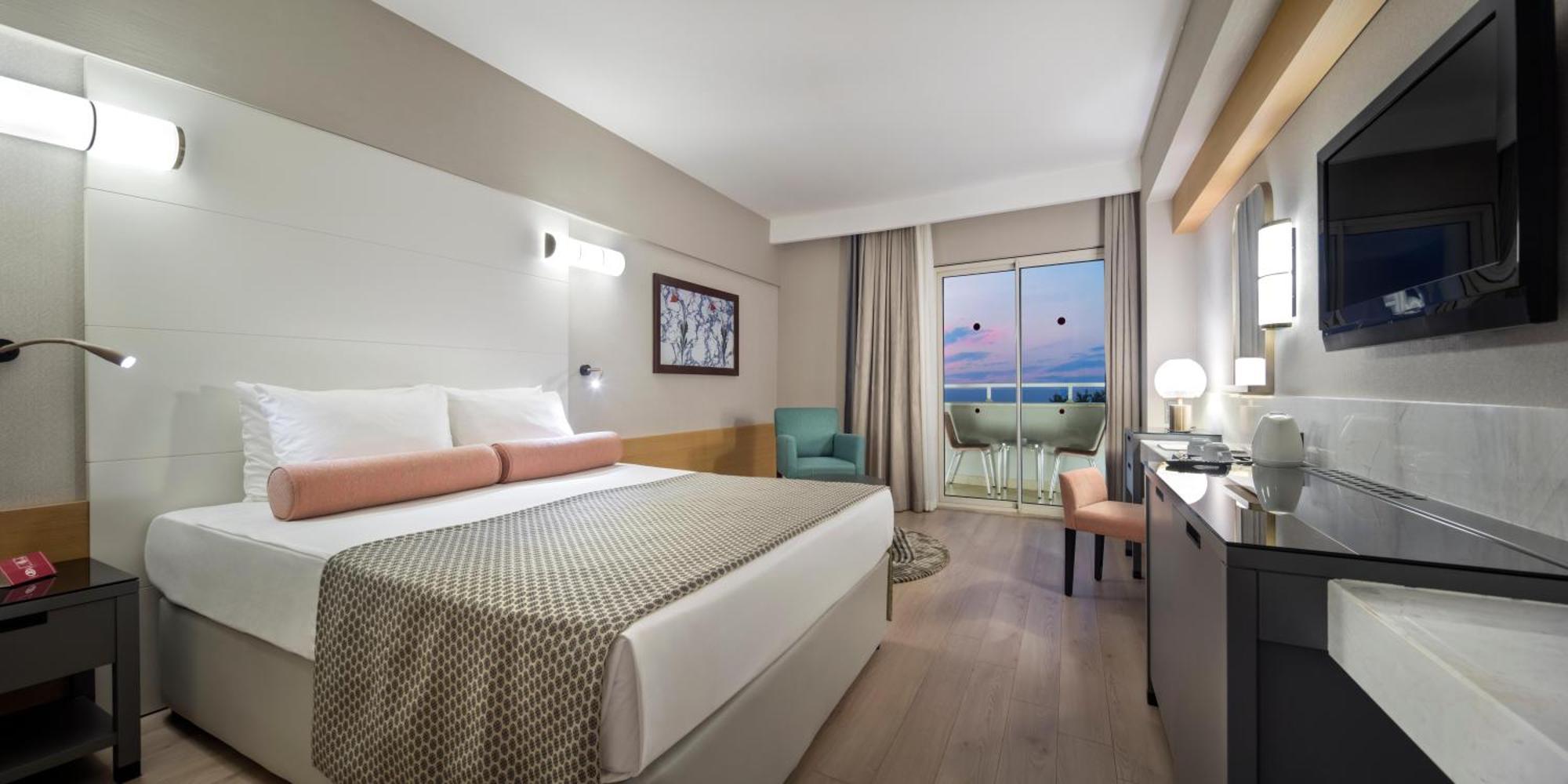Habitación Doble Estándar con vistas parciales al mar - 1 o 2 camas