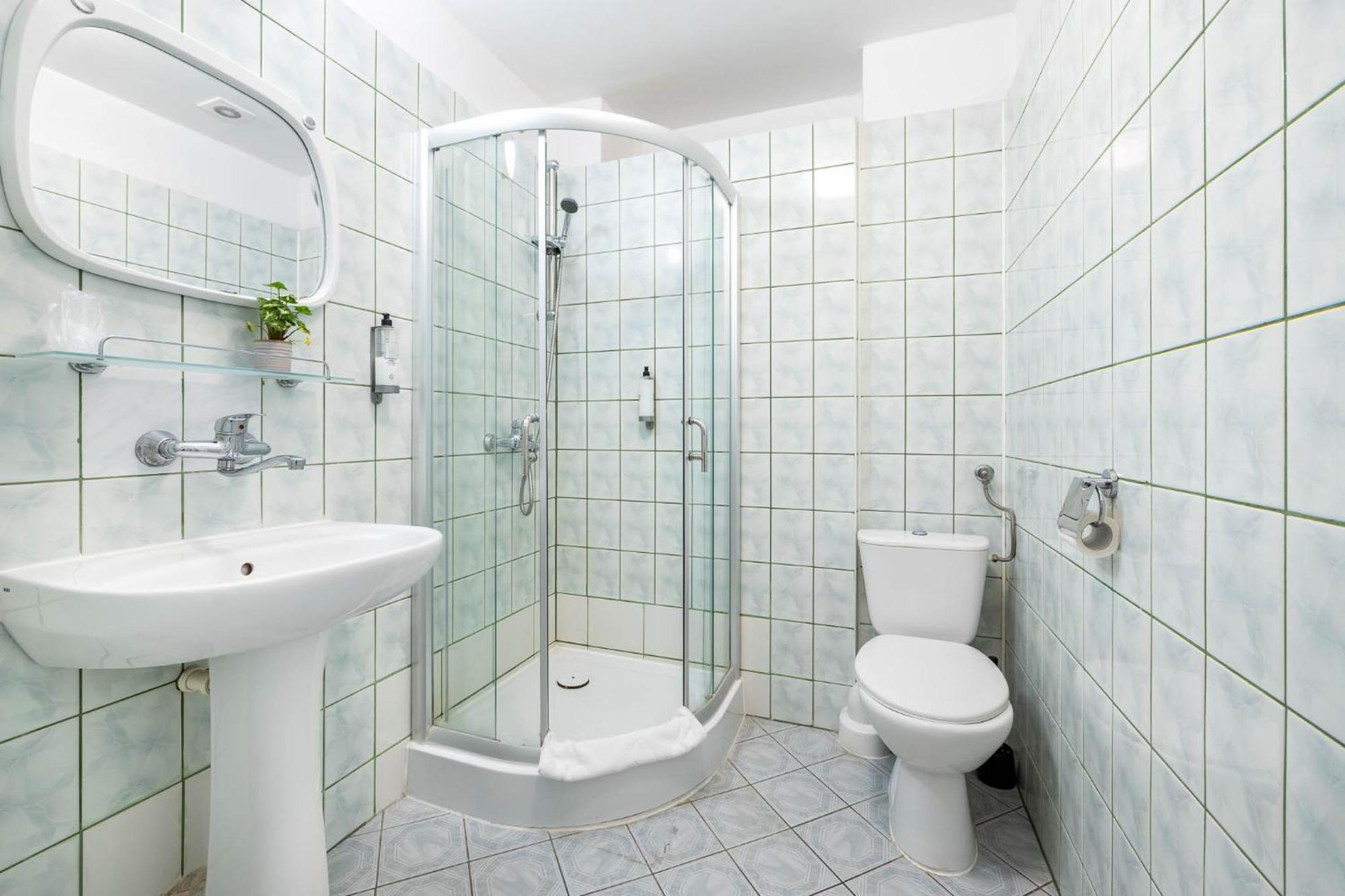 Economy Single Room
