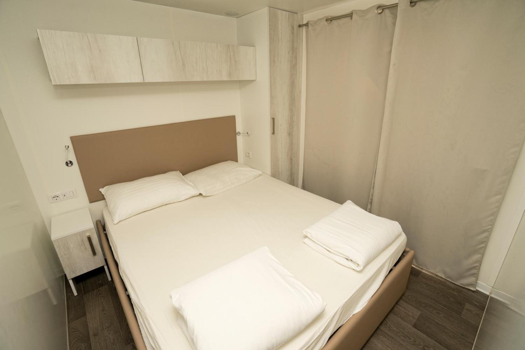 Mobile home SUPERIOR COMFORT for 4 persons