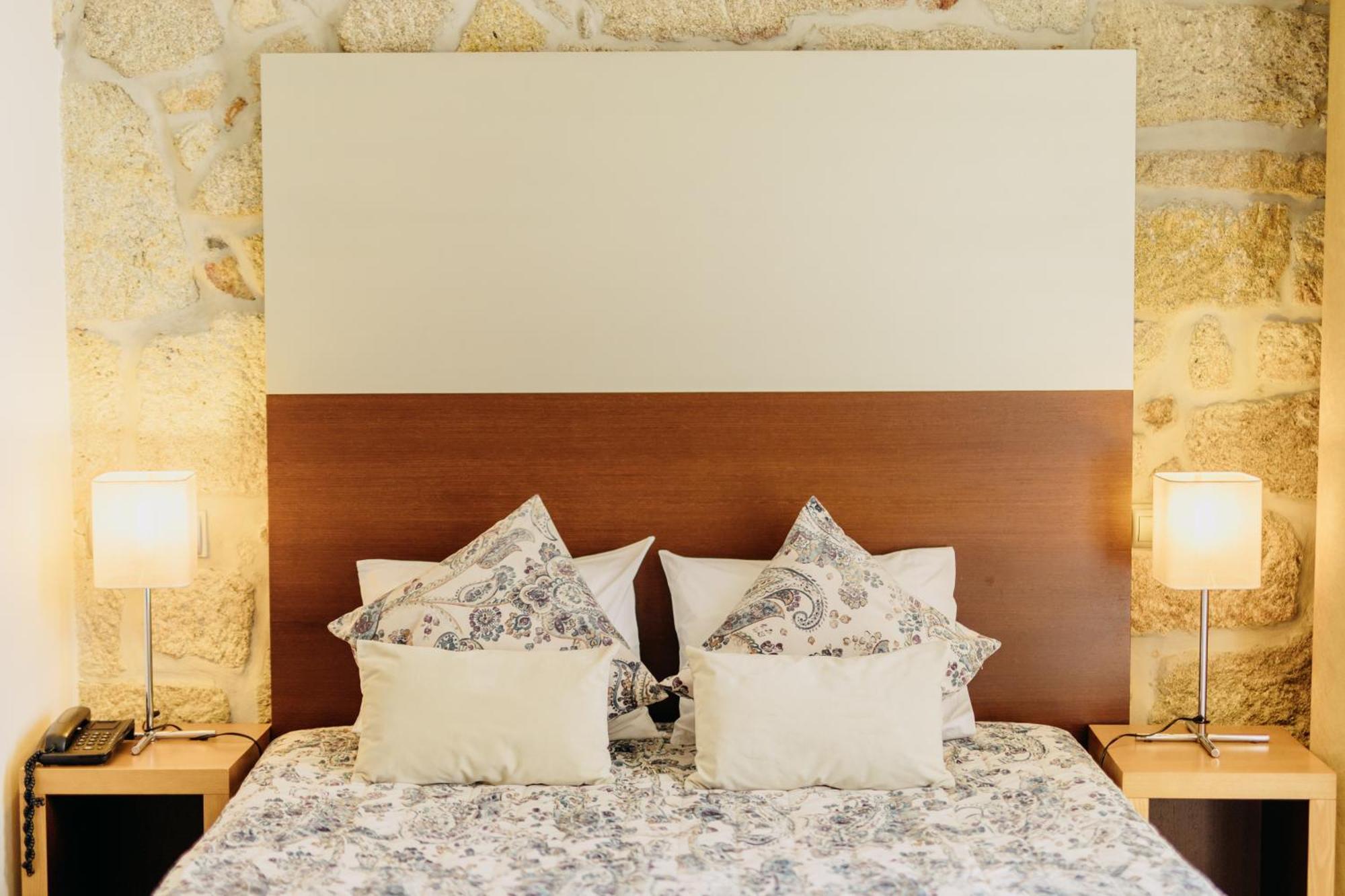 Quarto Duplo Deluxe com Banheira de Hidromassagem e Varanda