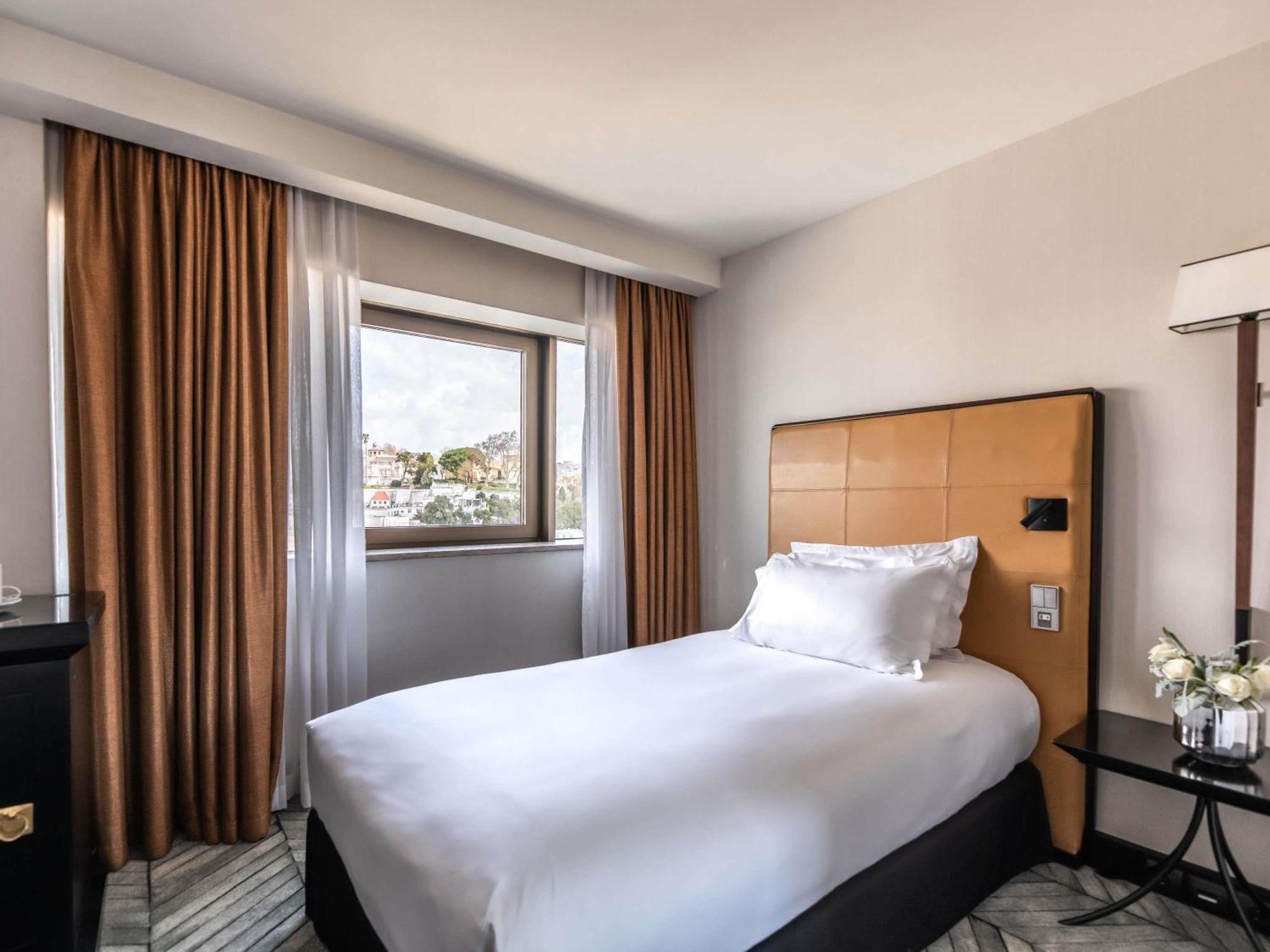 Classic Room with Single Bed