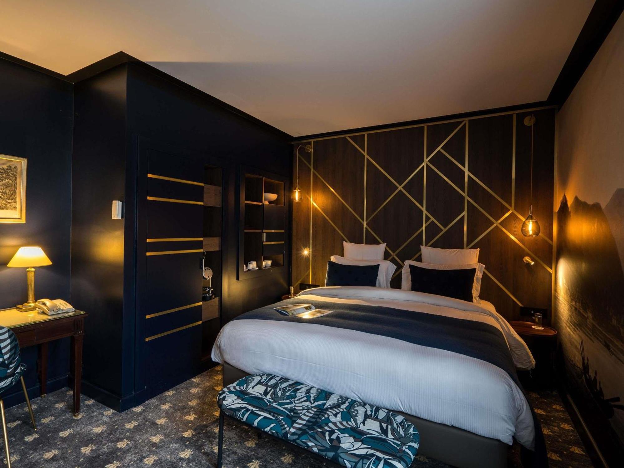 Chambre Supérieure avec Lit King-Size et Vue sur la Cour