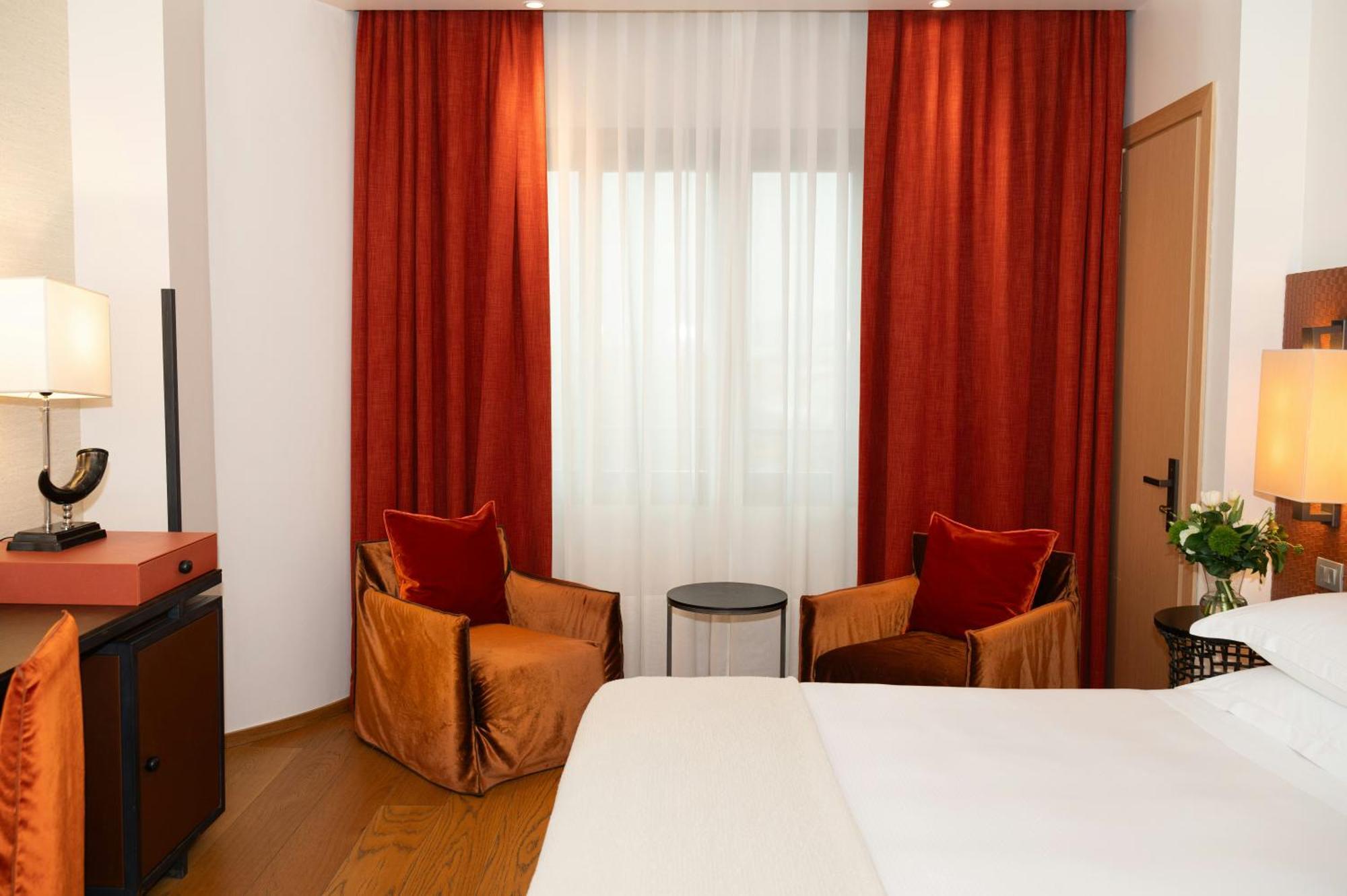 Quarto Superior com Cama de Casal ou 2 de Solteiro