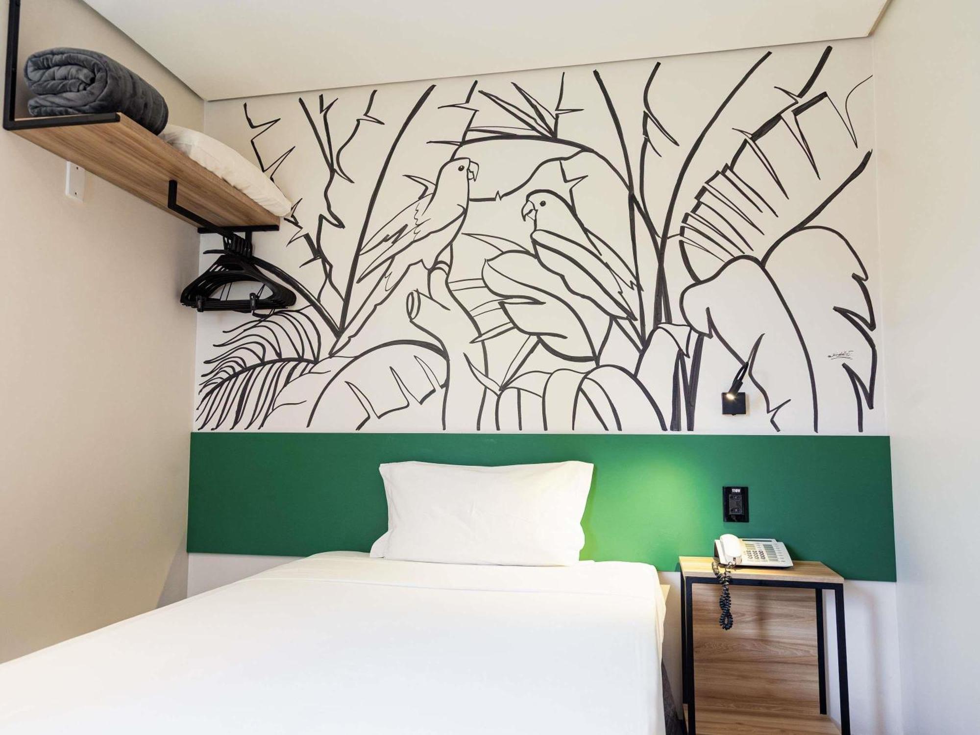 Quarto Individual Standard