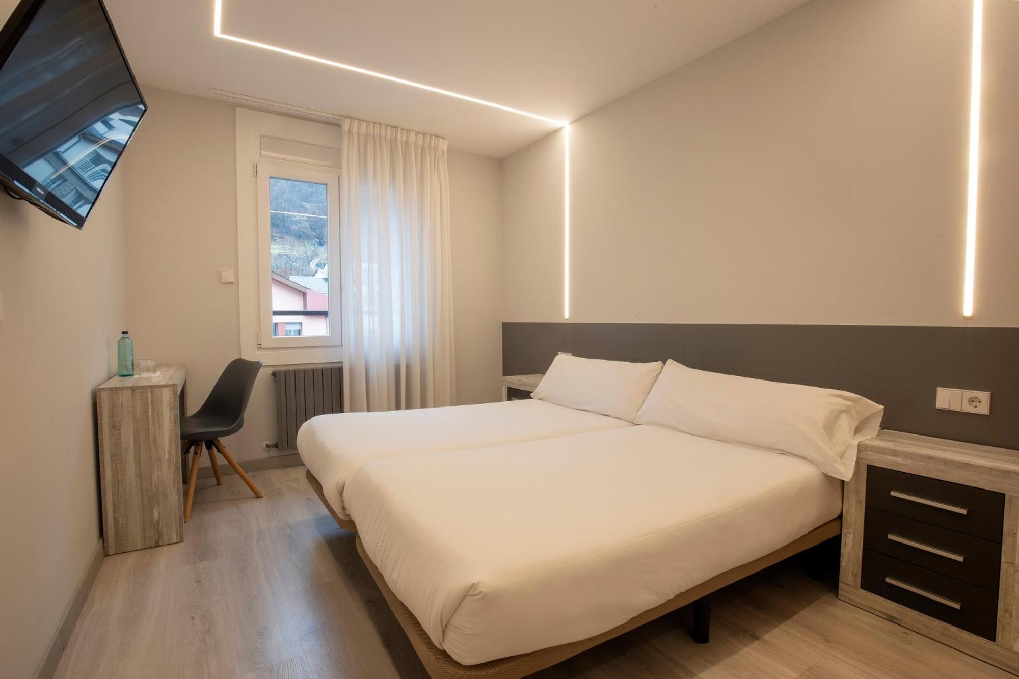 Superior Double or Twin Room,1742664979:JPEG