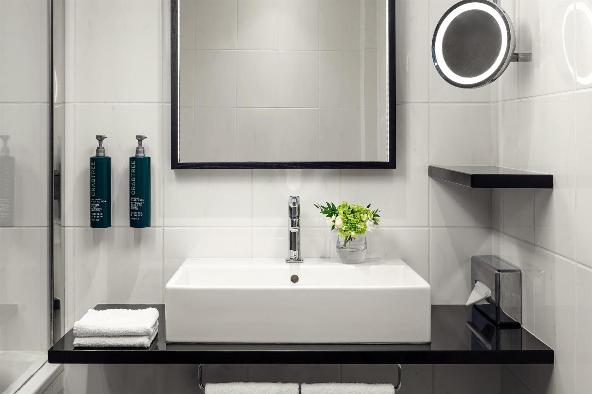 King Guest Room,1746830817:JPEG