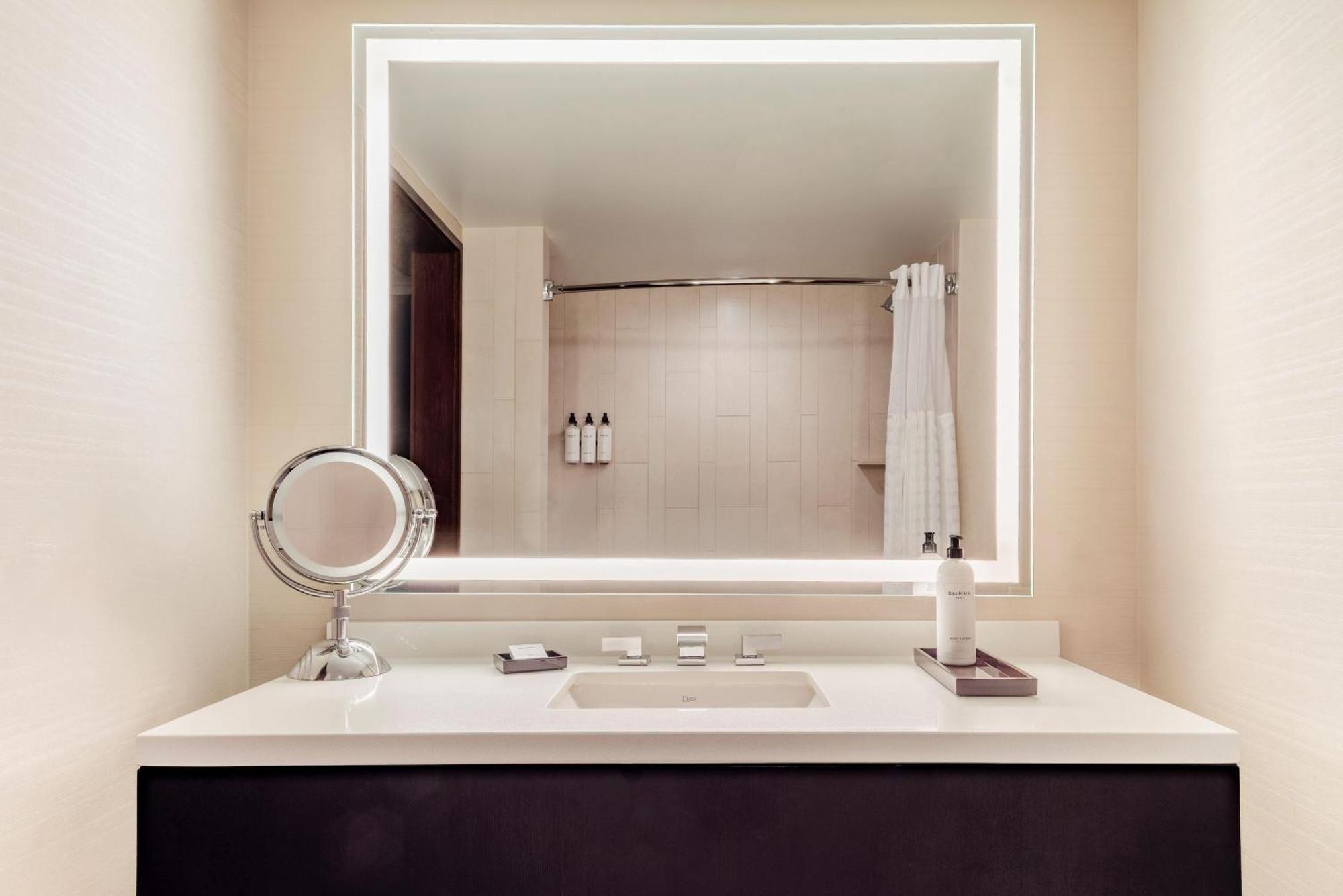 King Room - High Floor,1758570654:JPEG