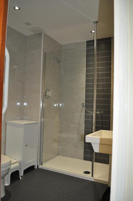 Standard double room with ensuite