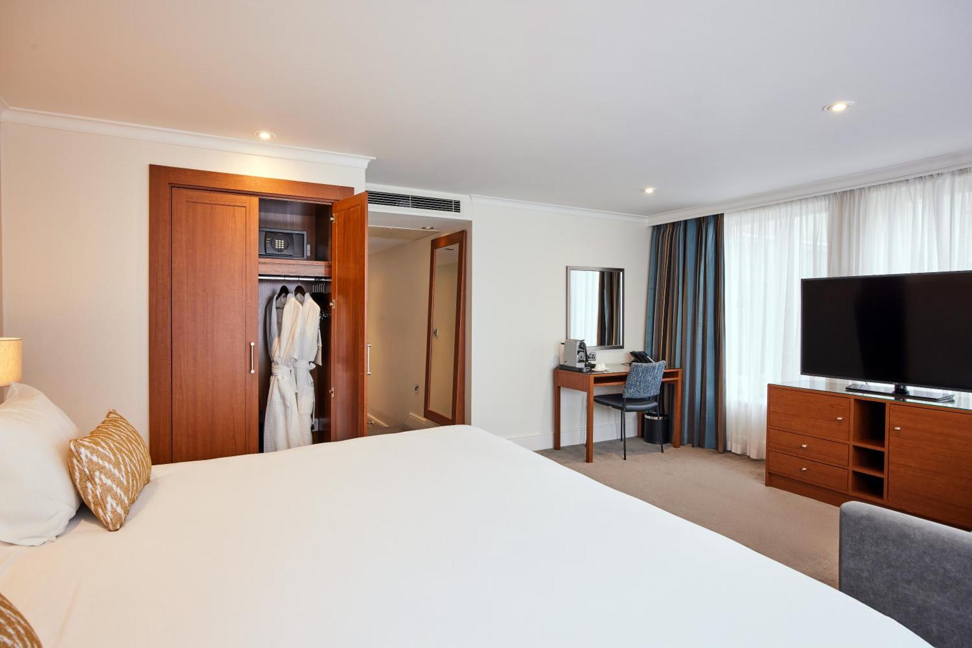 Suite Júnior