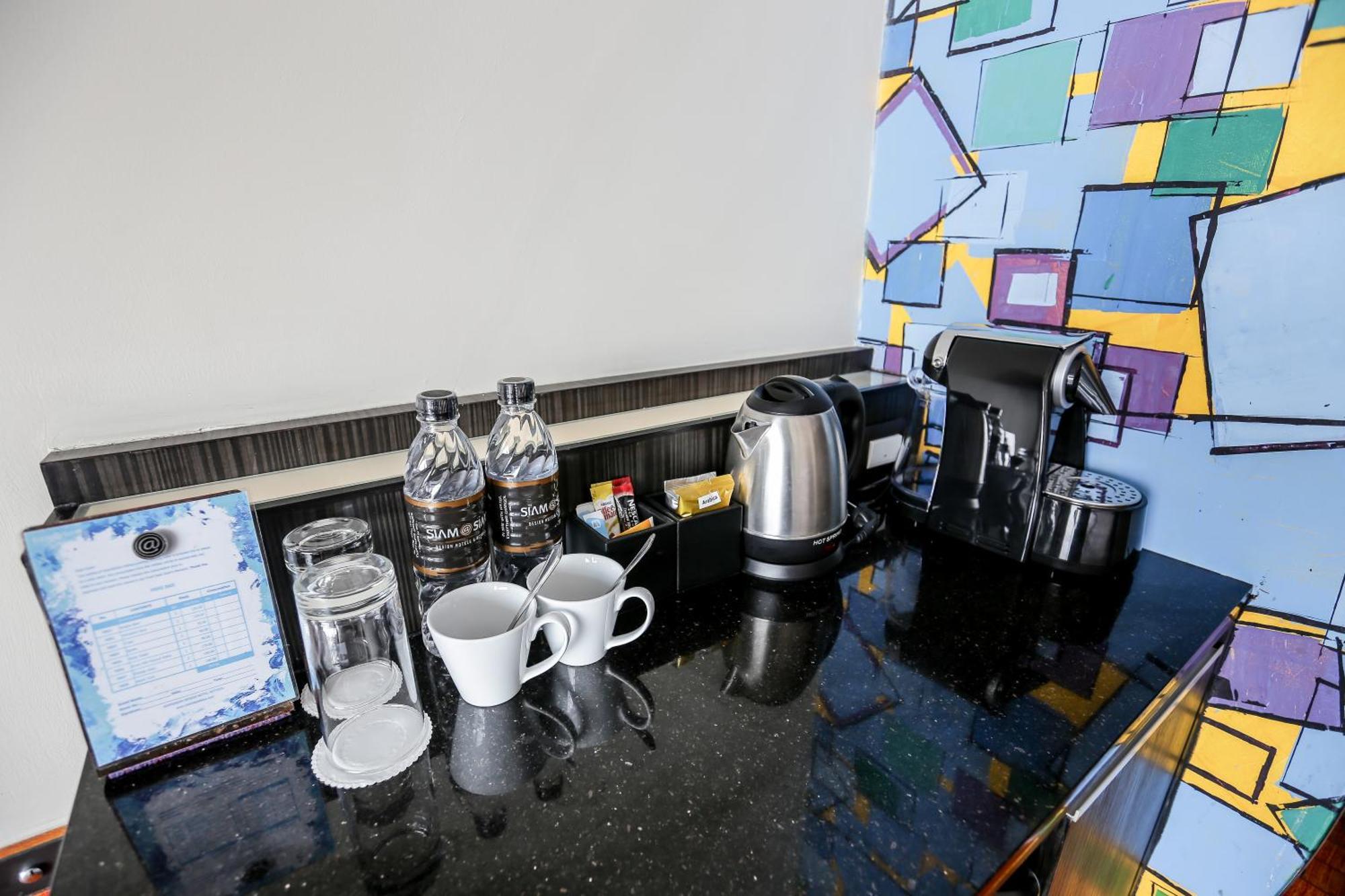 Deluxe Kamer met 2 Eenpersoonsbedden en Uitzicht op Zee