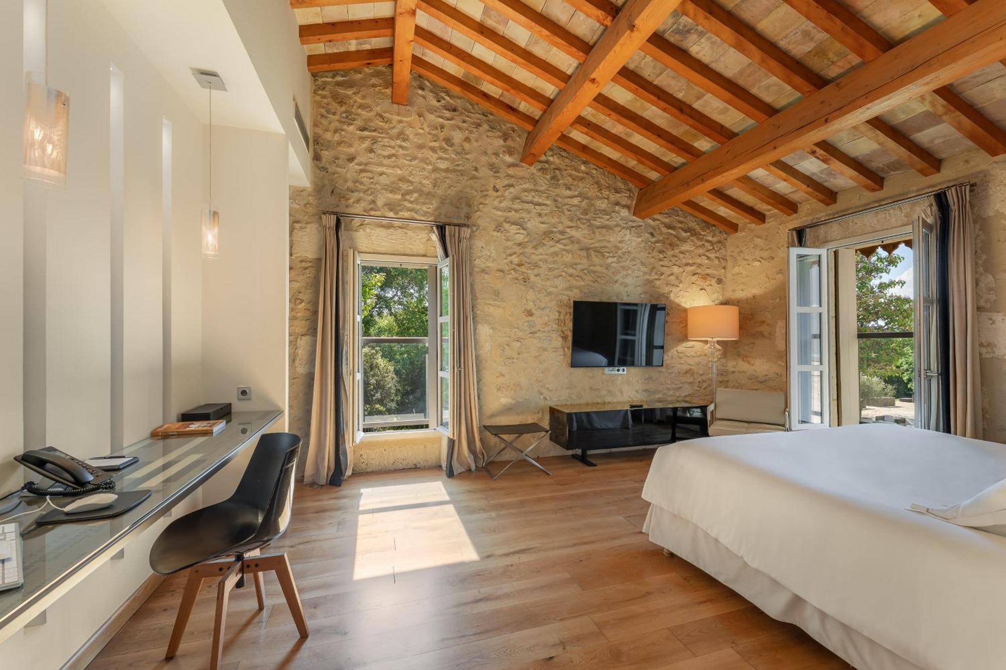 Suite Junior avec Terrasse - Bâtiment Principal