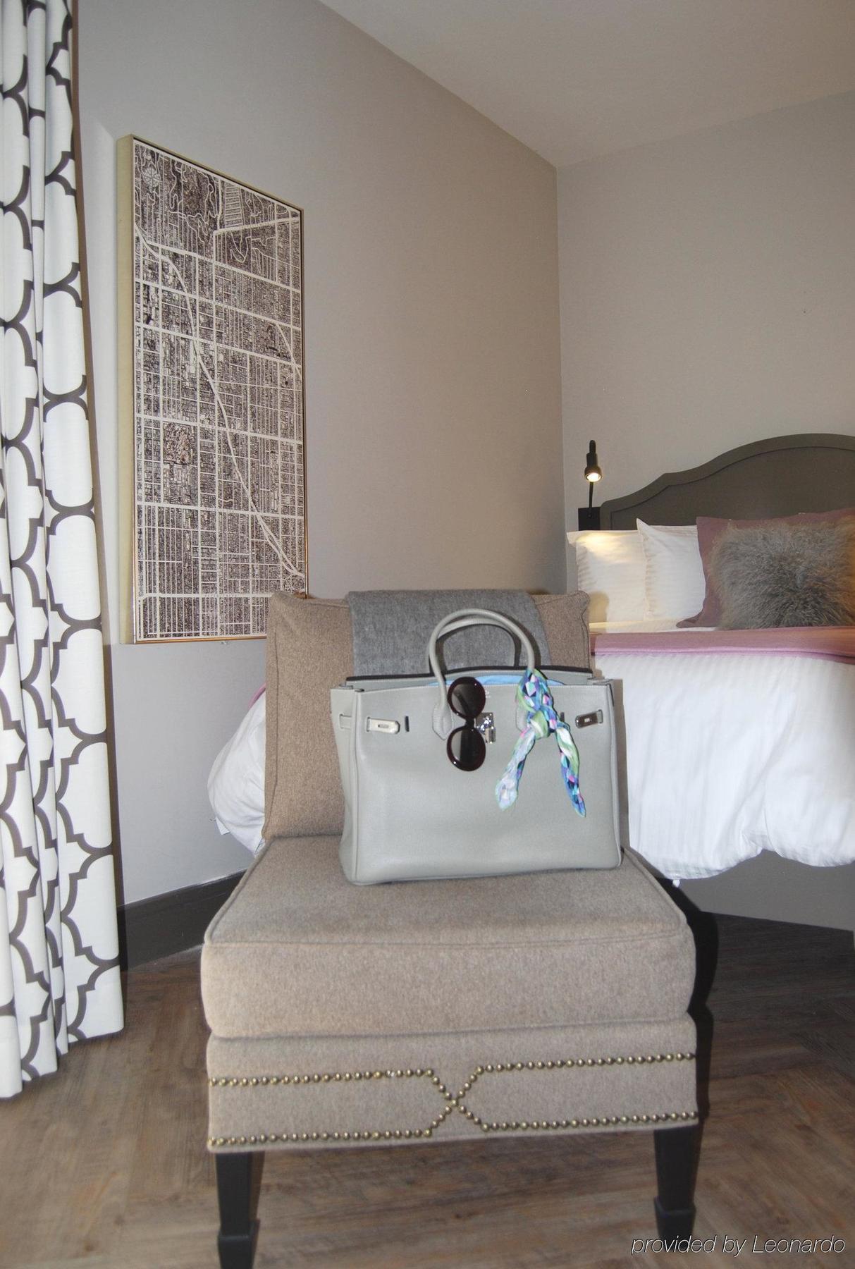 Kamer met 2 Queensize Bedden