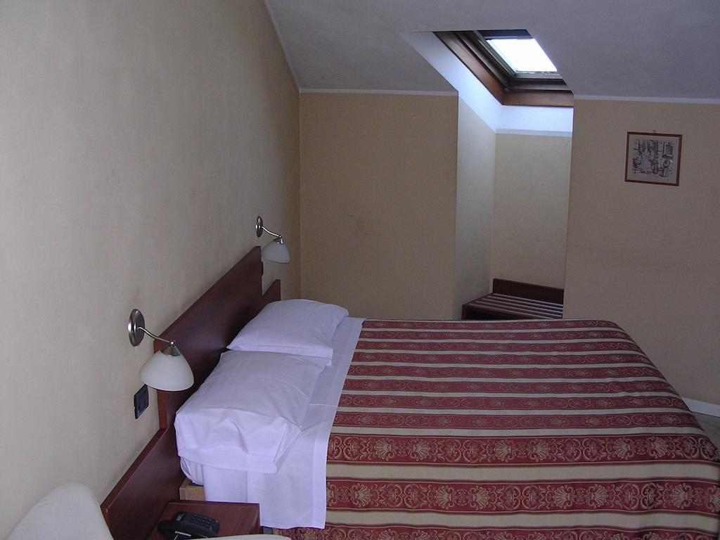 Double Room,231794242:JPEG