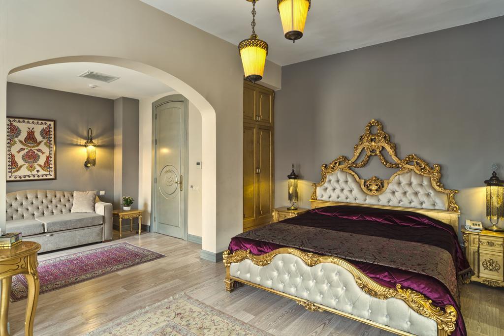 Chambre Familiale avec Baignoire Spa