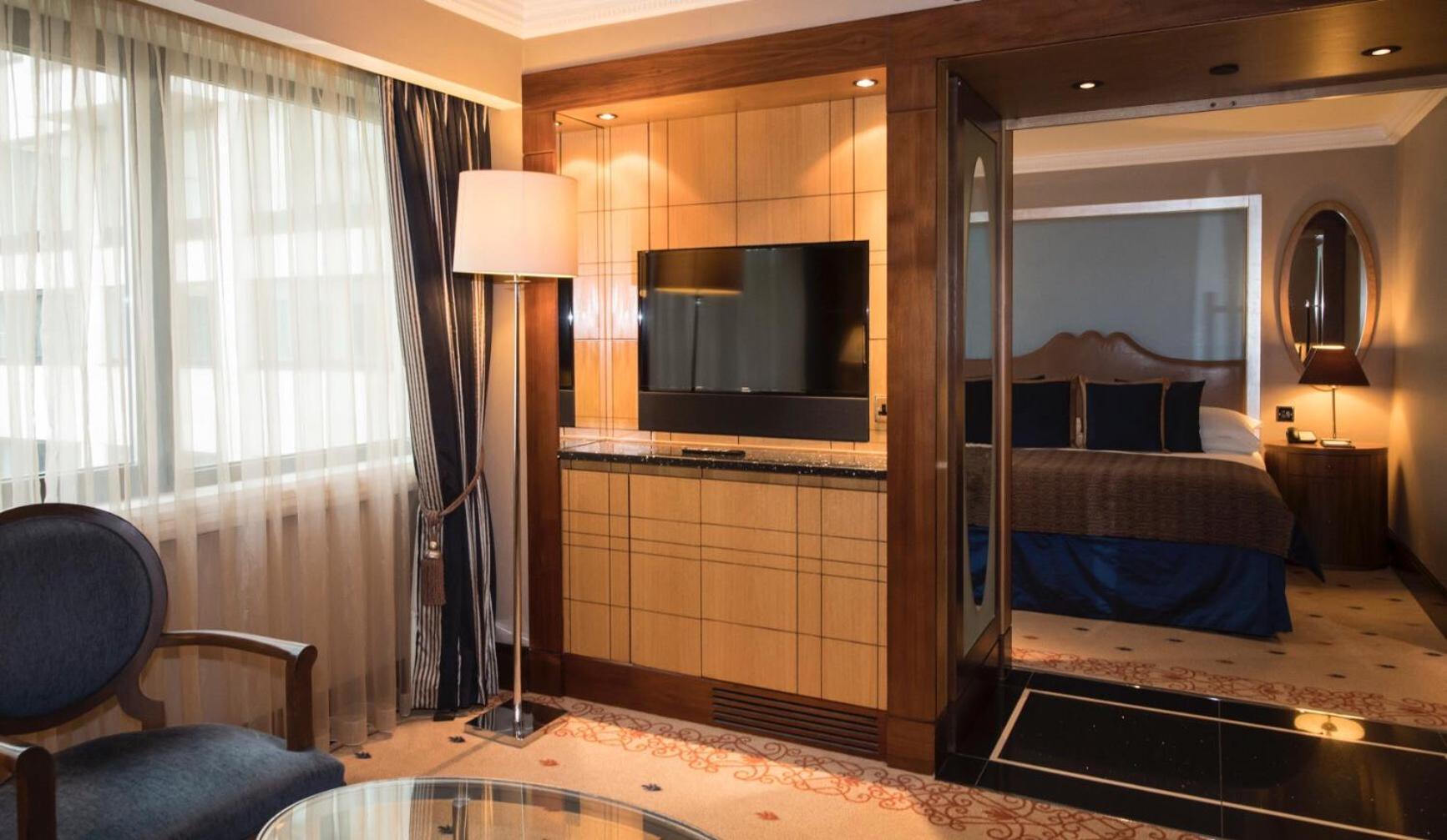 Junior Suite King