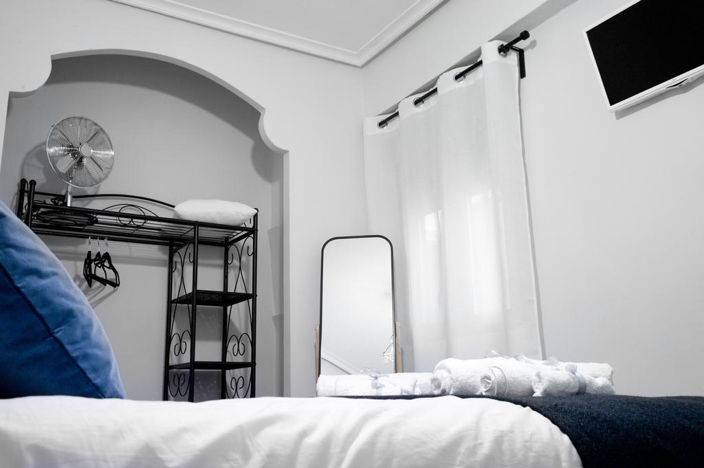 Tweepersoonskamer met een Eigen Externe Badkamer