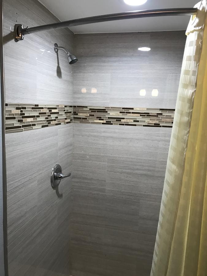 Quarto Standard com Cama King-size - Não Fumantes