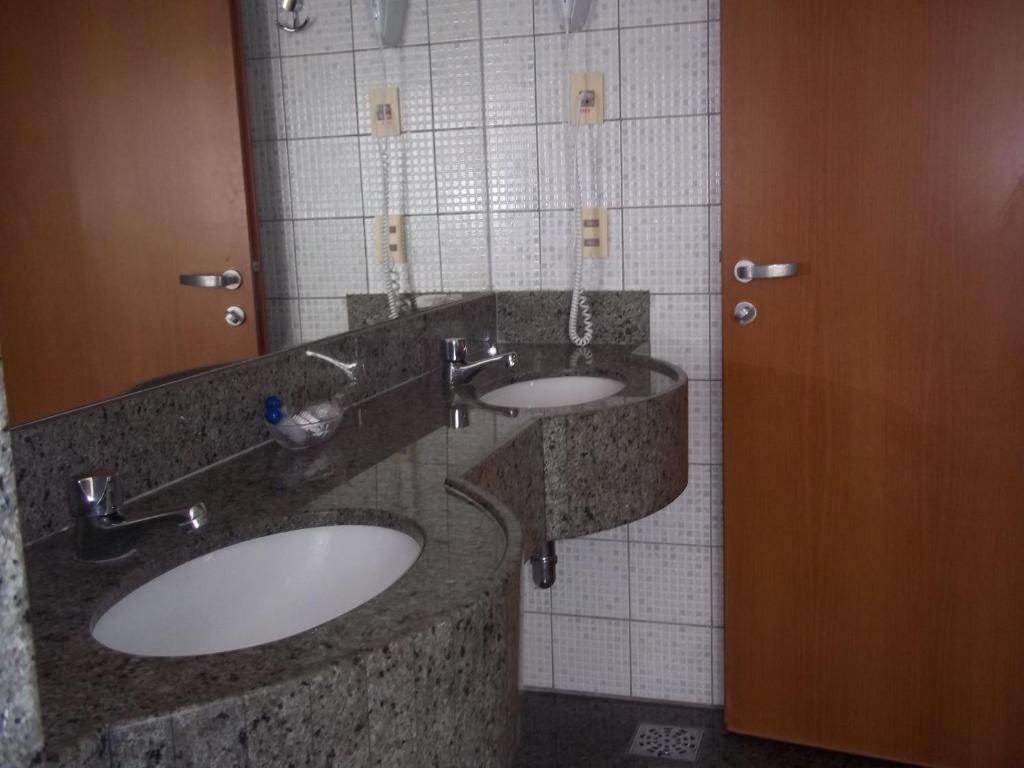 Suite King com Banheira de Hidromassagem