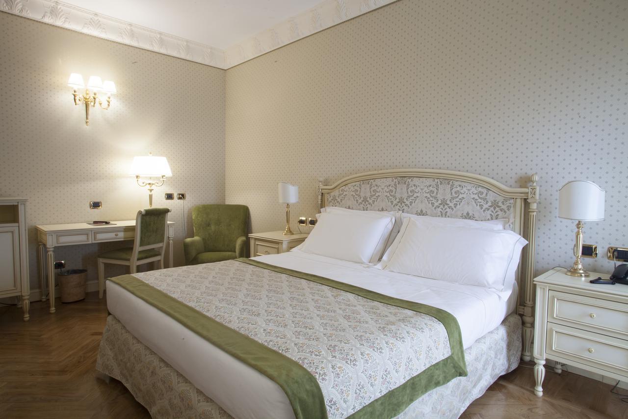 Quarto Deluxe com Cama King-size