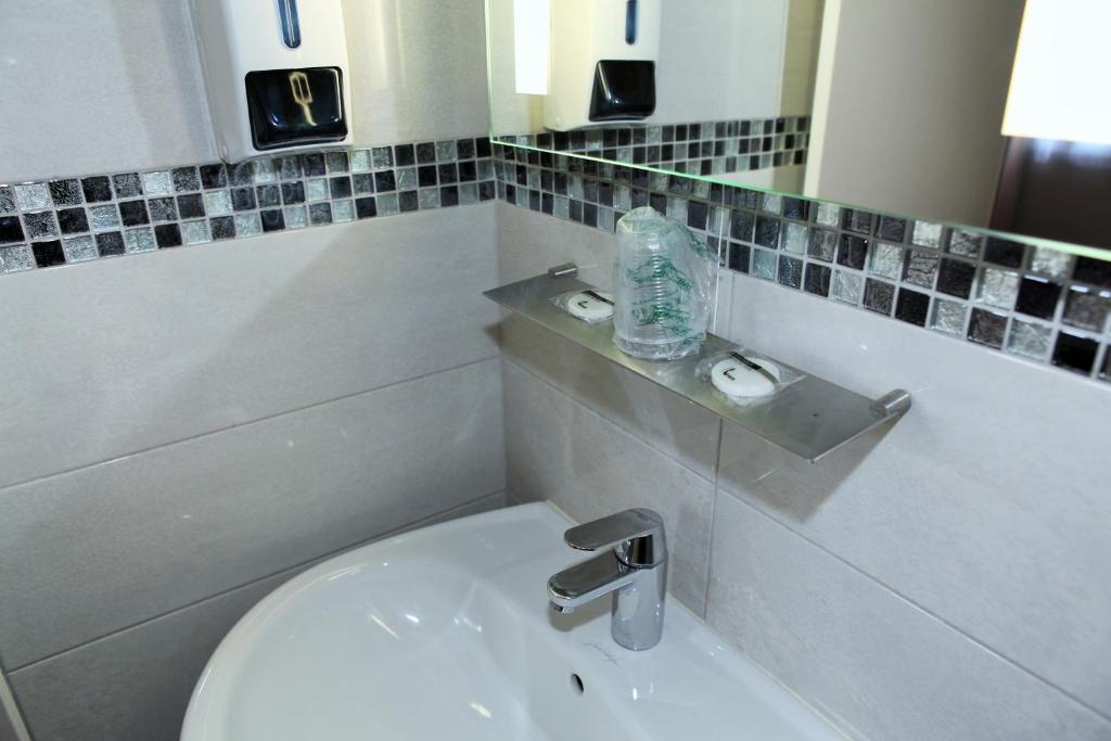Quarto Triplo com Banheira ou Chuveiro