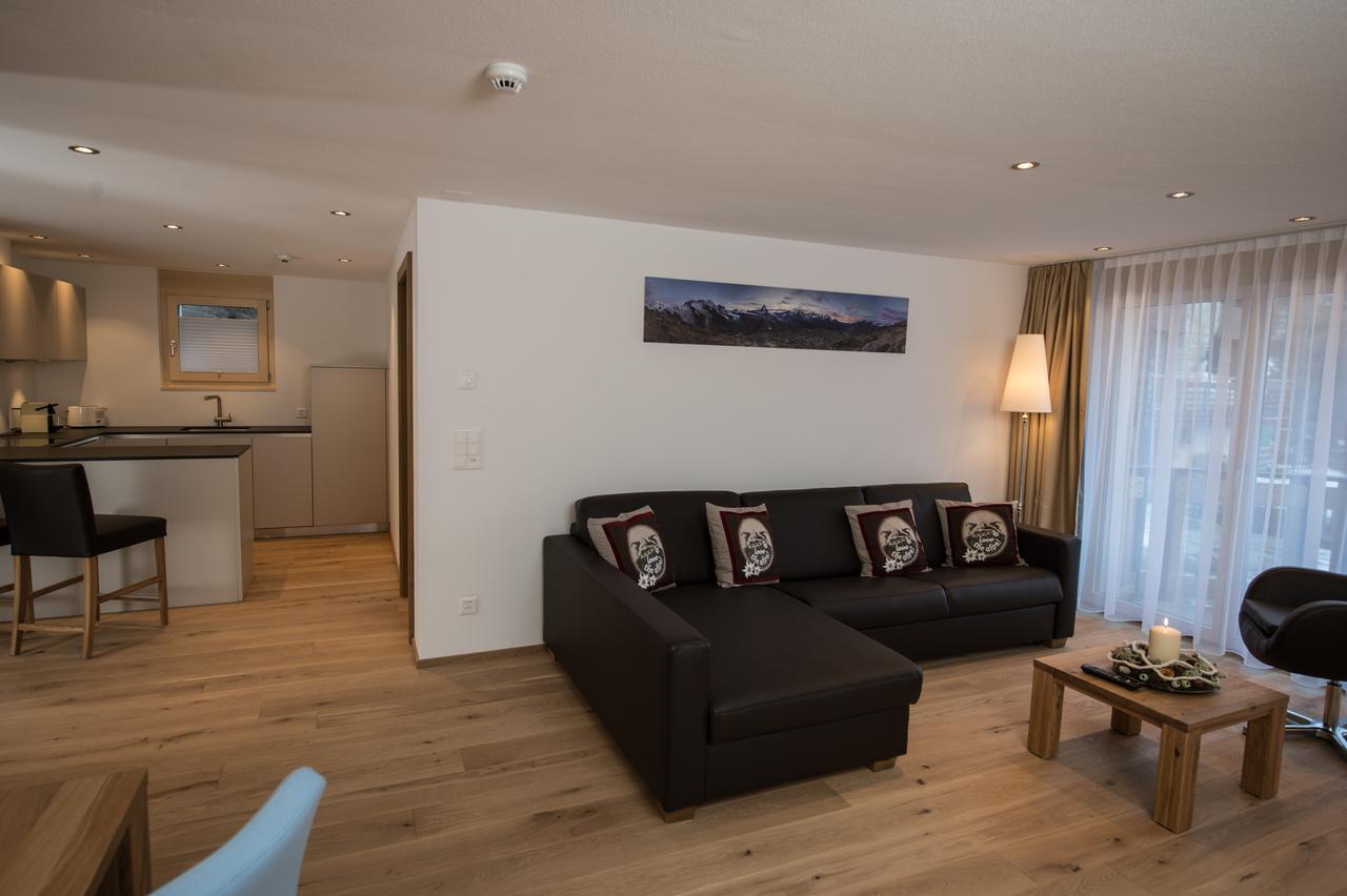 One-Bedroom Apartment with Matterhorn View
