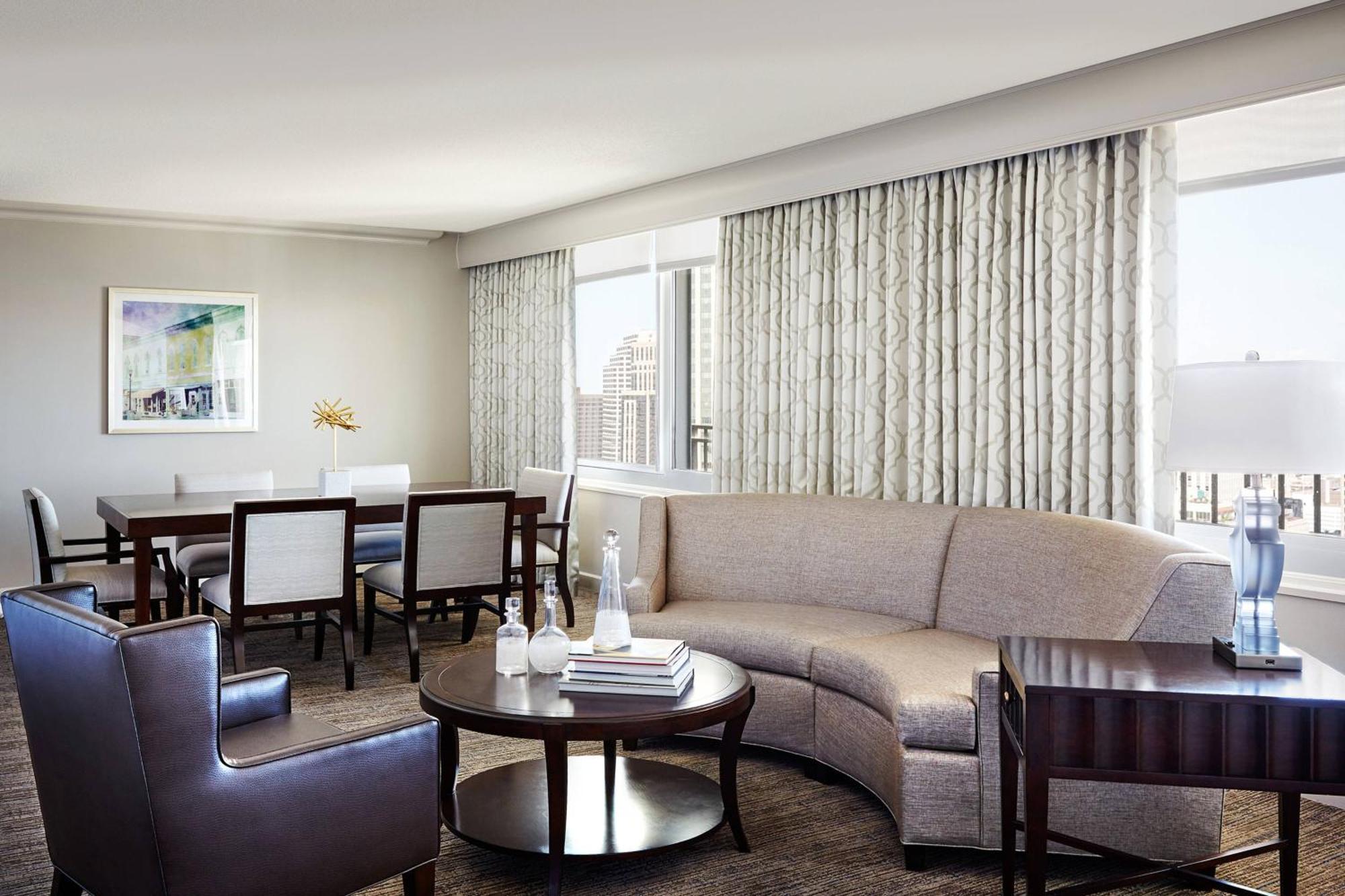 One-Bedroom King Suite,703234084:JPEG