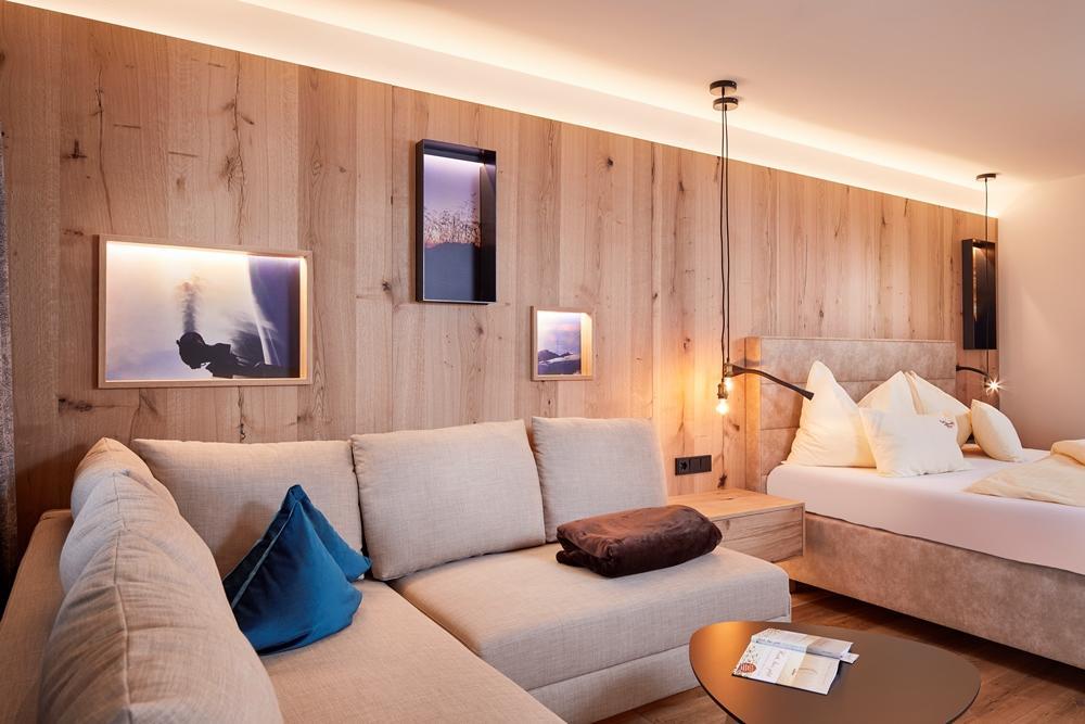 Großes Doppelzimmer mit Balkon