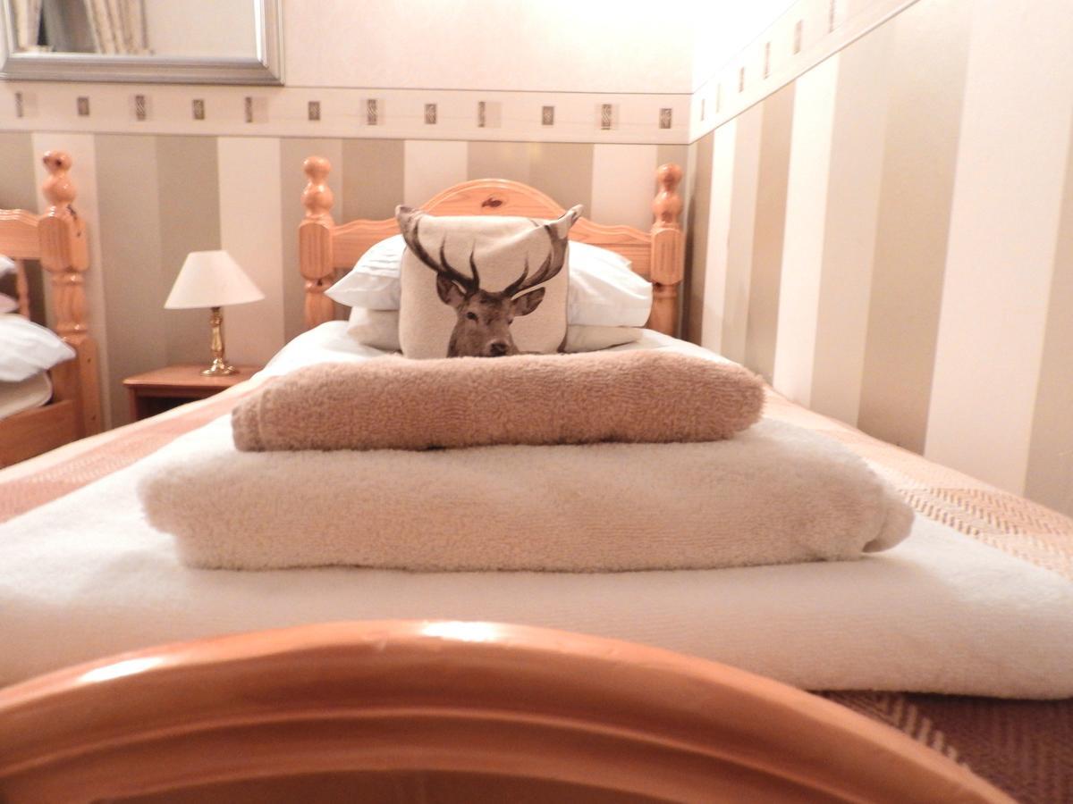 Chambre Lits Jumeaux avec Salle de Bains Privative