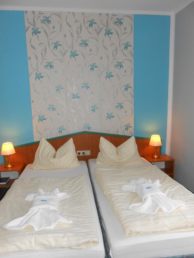 Familienzimmer mit Doppelbett