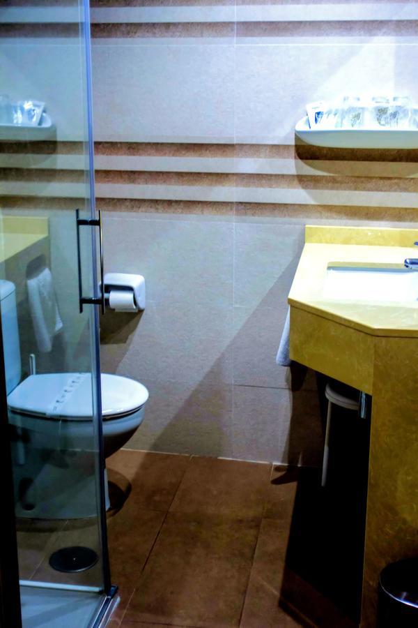 Habitación Triple (2 adultos + 1 niño)