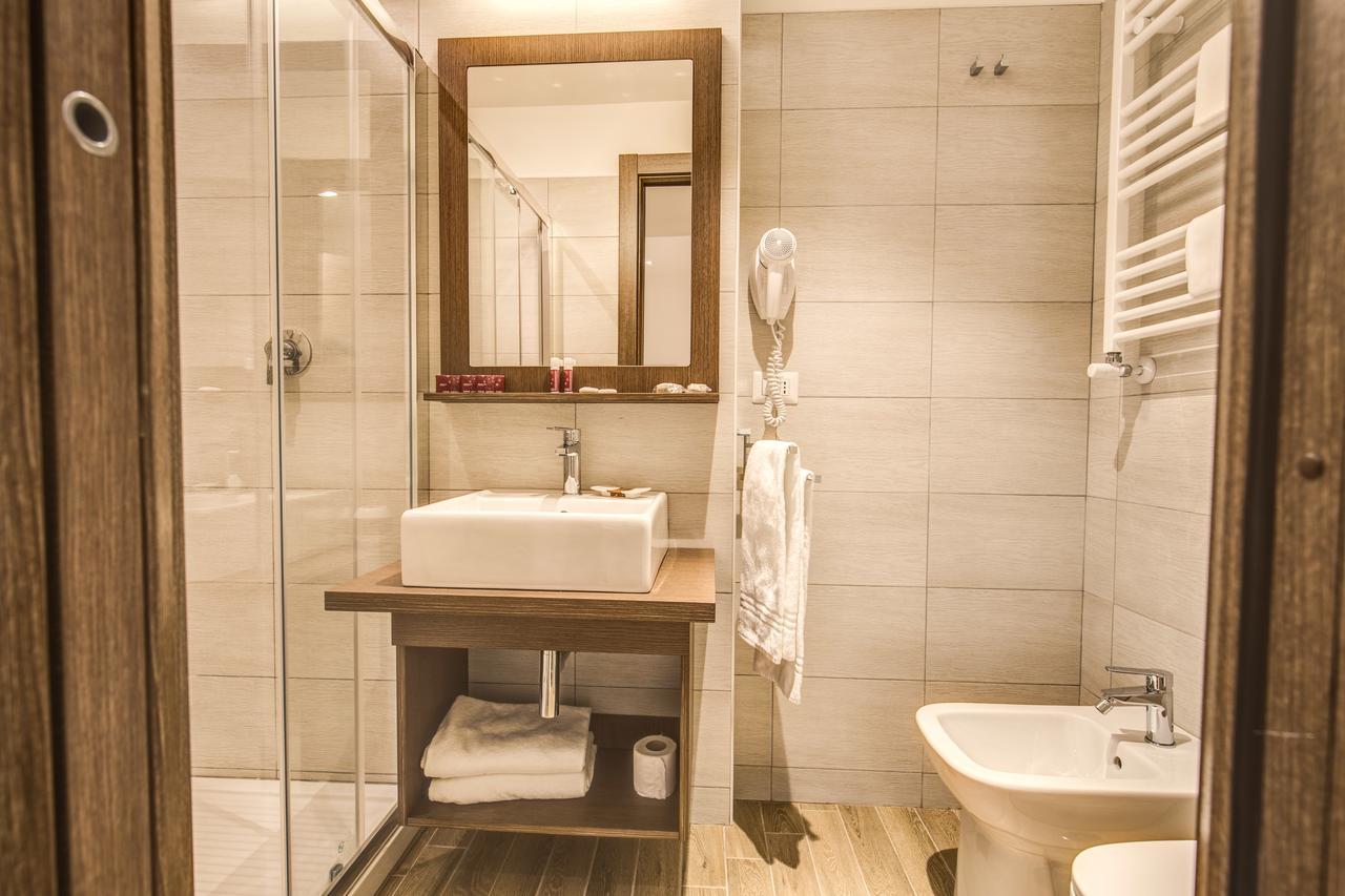 Double or Twin Room,665656719:JPEG