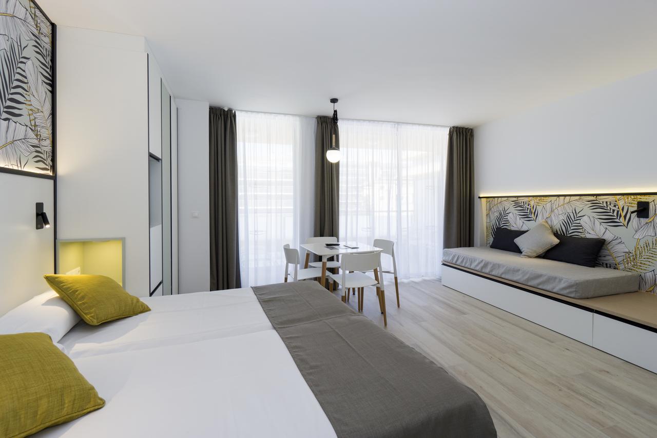 Chambre Familiale Supérieure (2 Adultes + 2 Enfants)